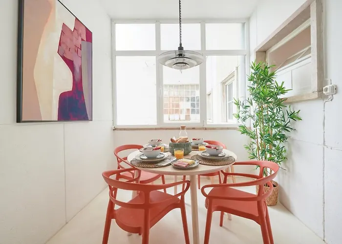 アパート Light-filled & Renovated Apartment, By Timecooler *