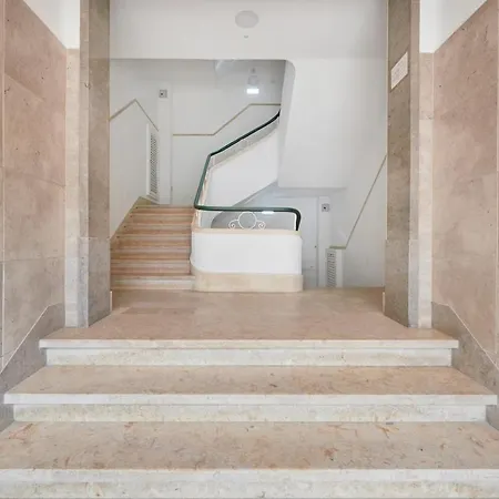 Appartement Light-filled & Renovated Apartment, By Timecooler